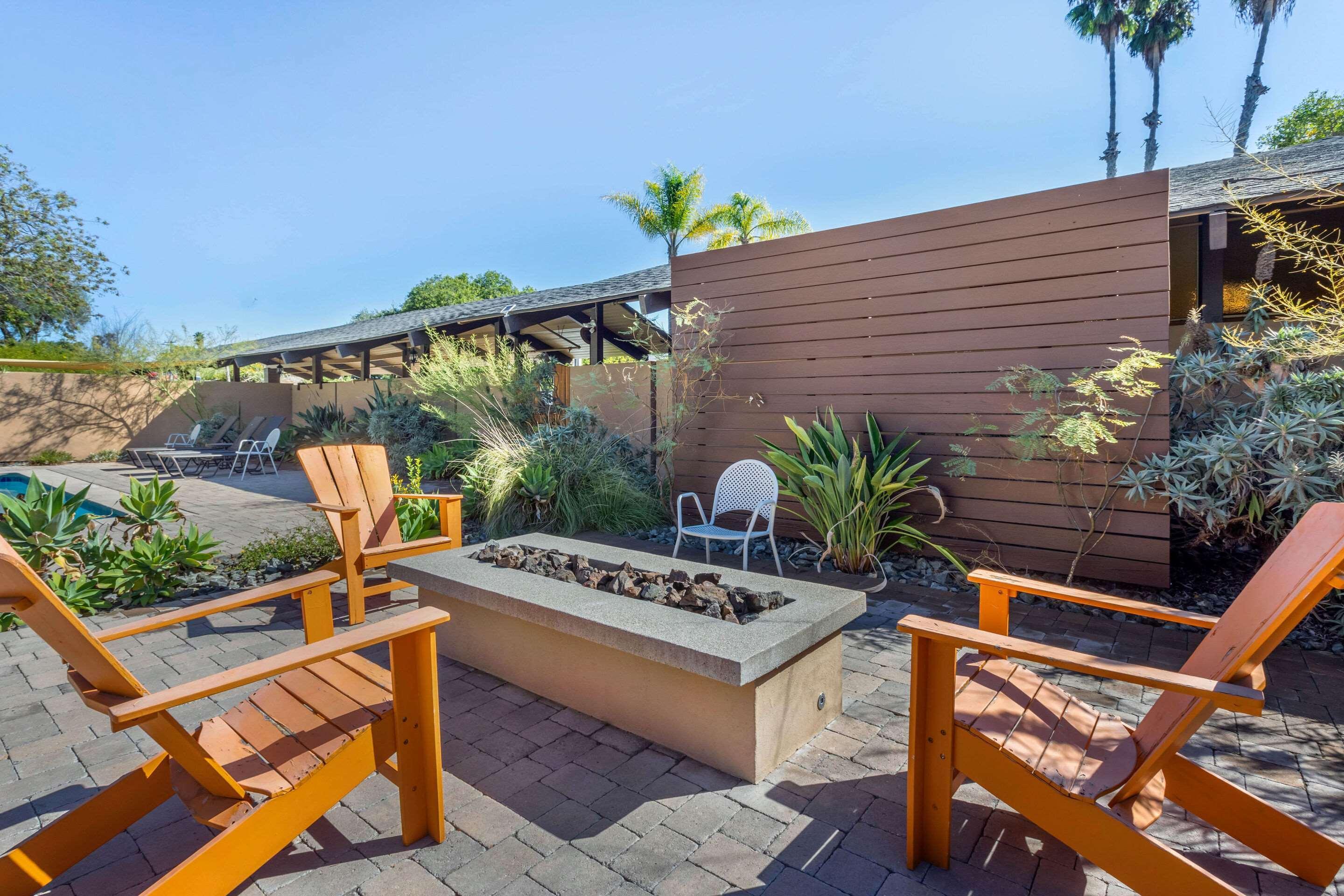 Carlton Oaks Lodge, Ascend Hotel Collection Santee Exterior photo