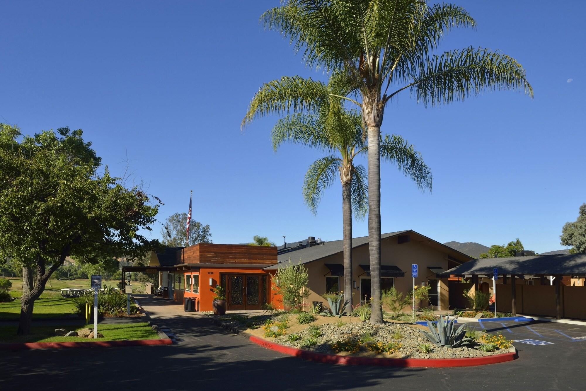 Carlton Oaks Lodge, Ascend Hotel Collection Santee Exterior photo